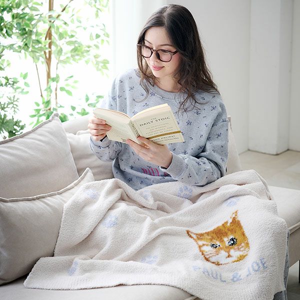 ラッピング済】ランダム猫足跡ジャガード ブランケット