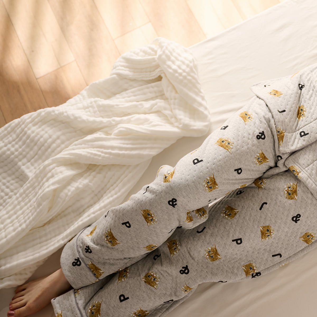 新品】ポール＆ジョー秋冬物中綿入り厚手ニットキルトパジャマ（L